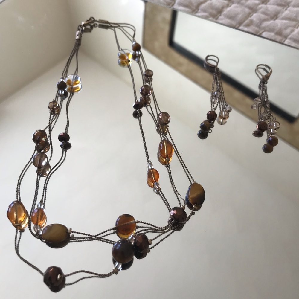 Earrings and necklace set